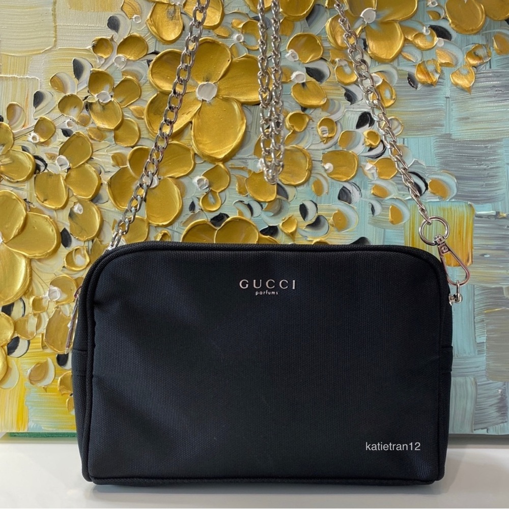 Gucci Beauty Makeup Pouch to Crossbody Bag Purse